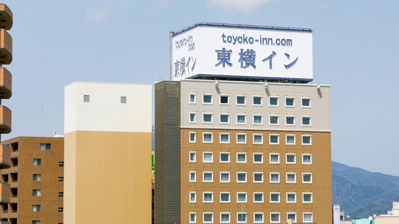 Toyoko Inn Tsuruga Ekimae Exteriör bild