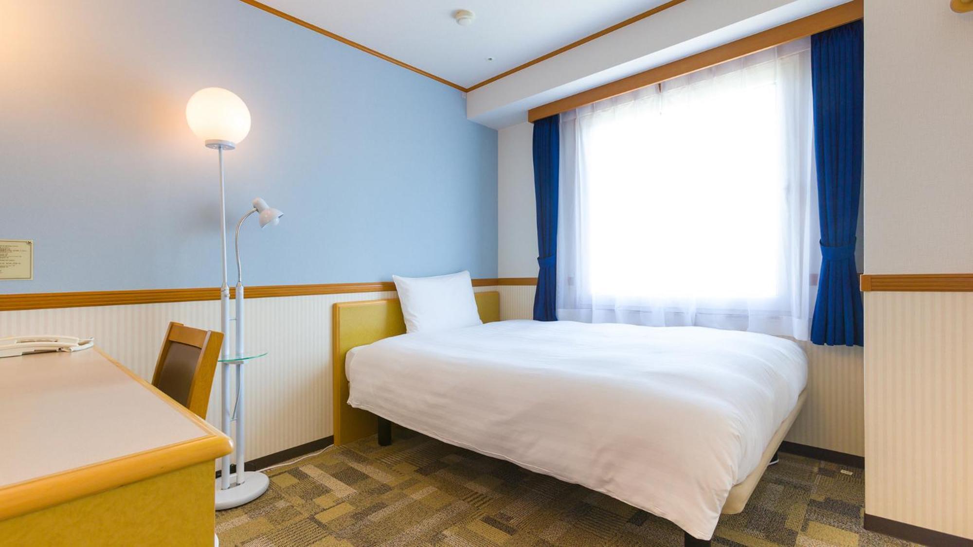 Toyoko Inn Tsuruga Ekimae Exteriör bild